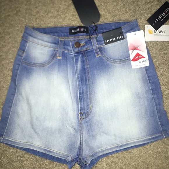 BRAND NEW DENIM SHORTS! - Picture 4 of 6
